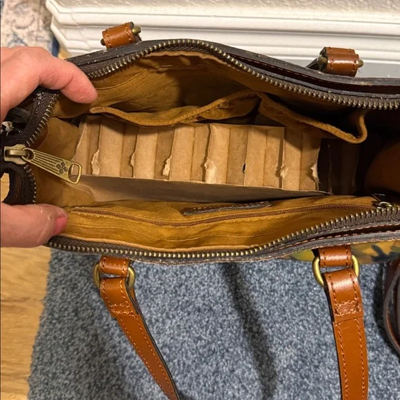 Patricia Nash Watercolor Butterfly Ava Satchel - Picture 11 of 15